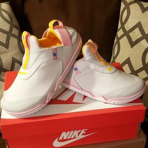 Nike Zoom Pulse Unisex Shoe